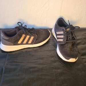 Adidas Cloudfoam Black Gold Mesh Athletic Shoes women's US 9.5 Lace Up